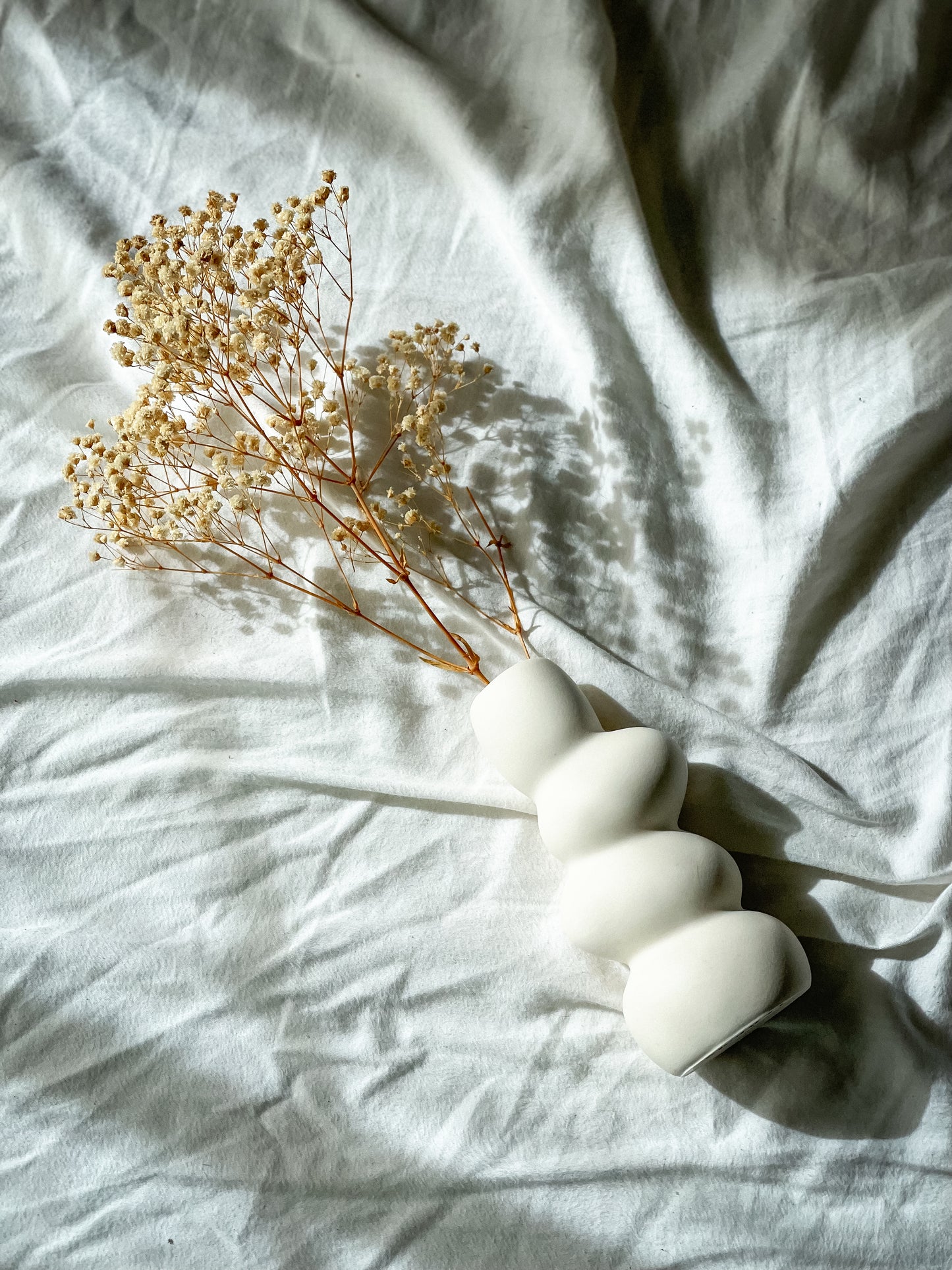 PEBBLE VASE
