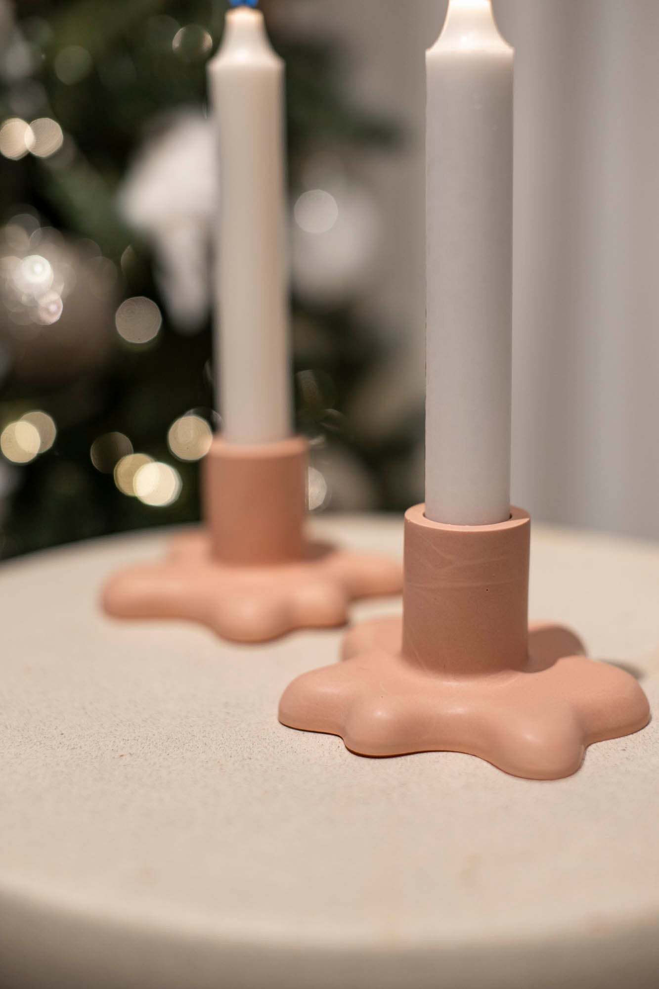 CHEEKY BLUSH CANDLE HOLDER