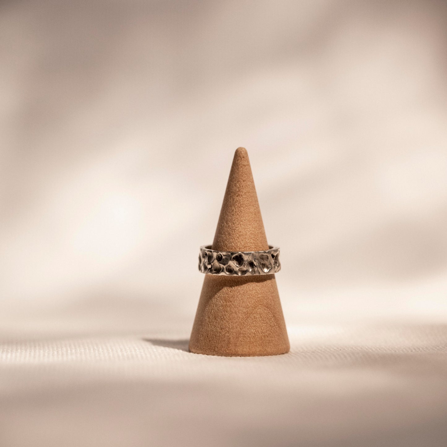 CALICULATA RING