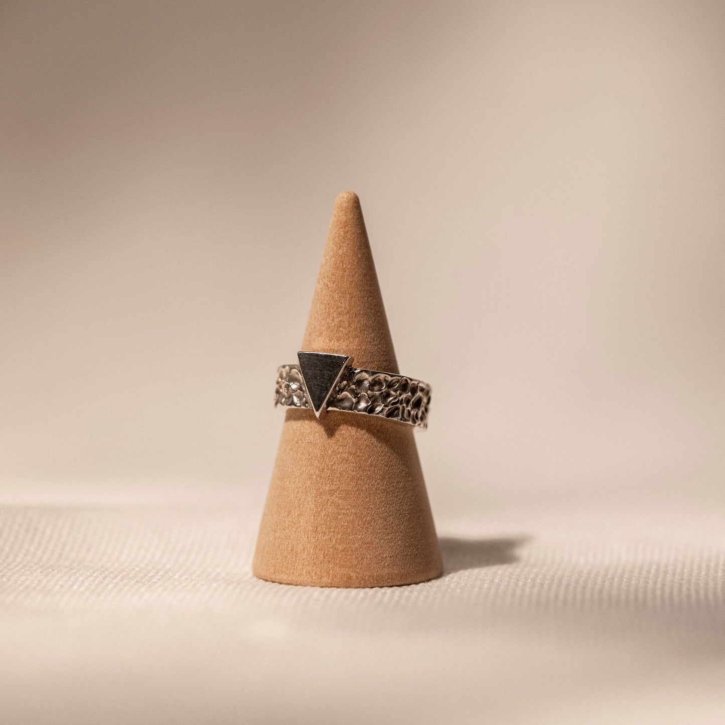 RHODACTIS RING