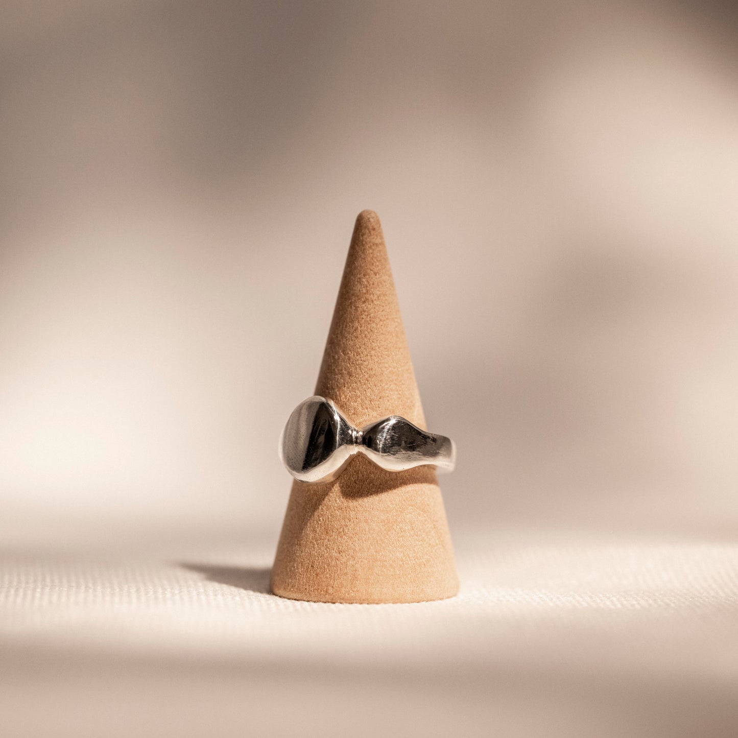 LOBO RING