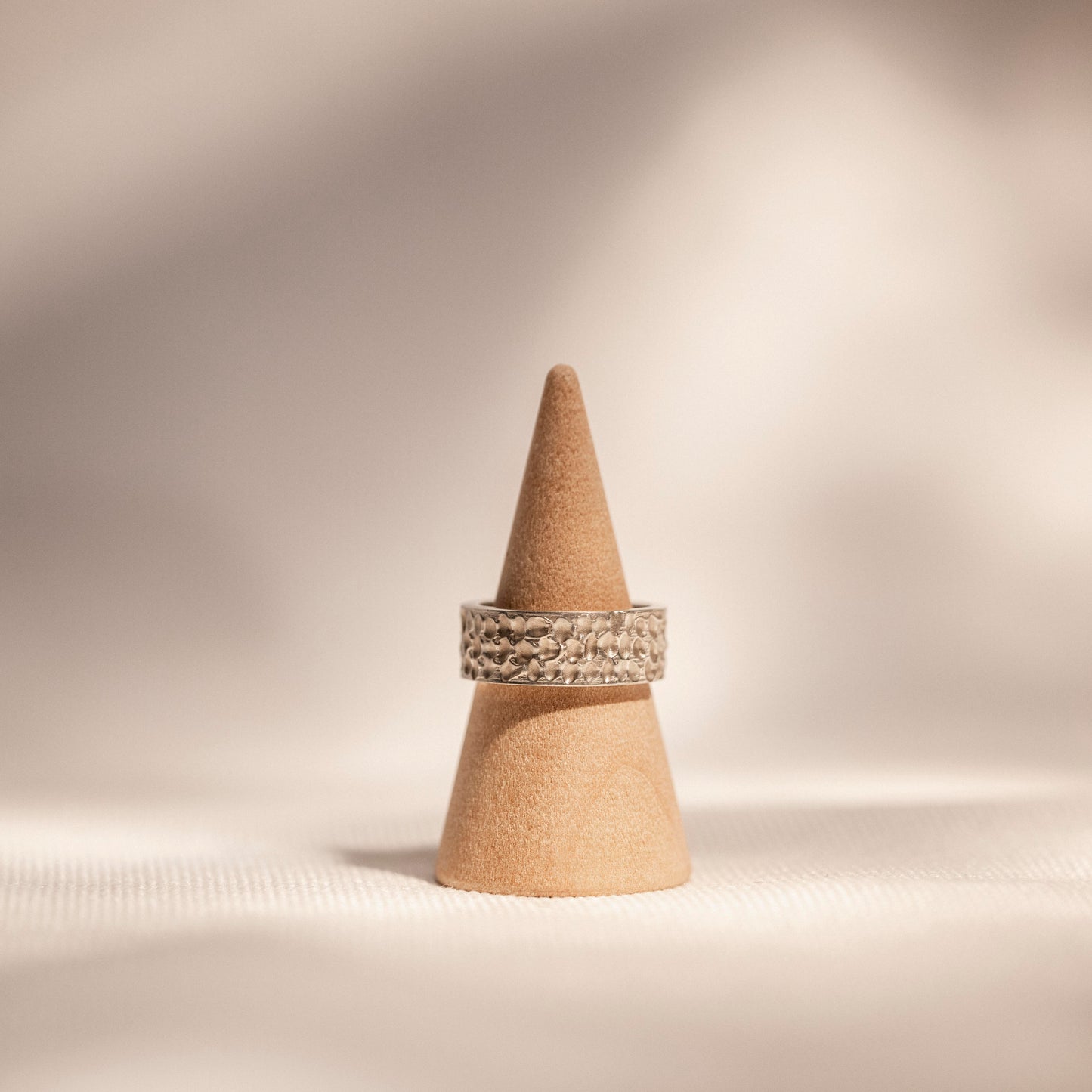 TUBIPORA RING